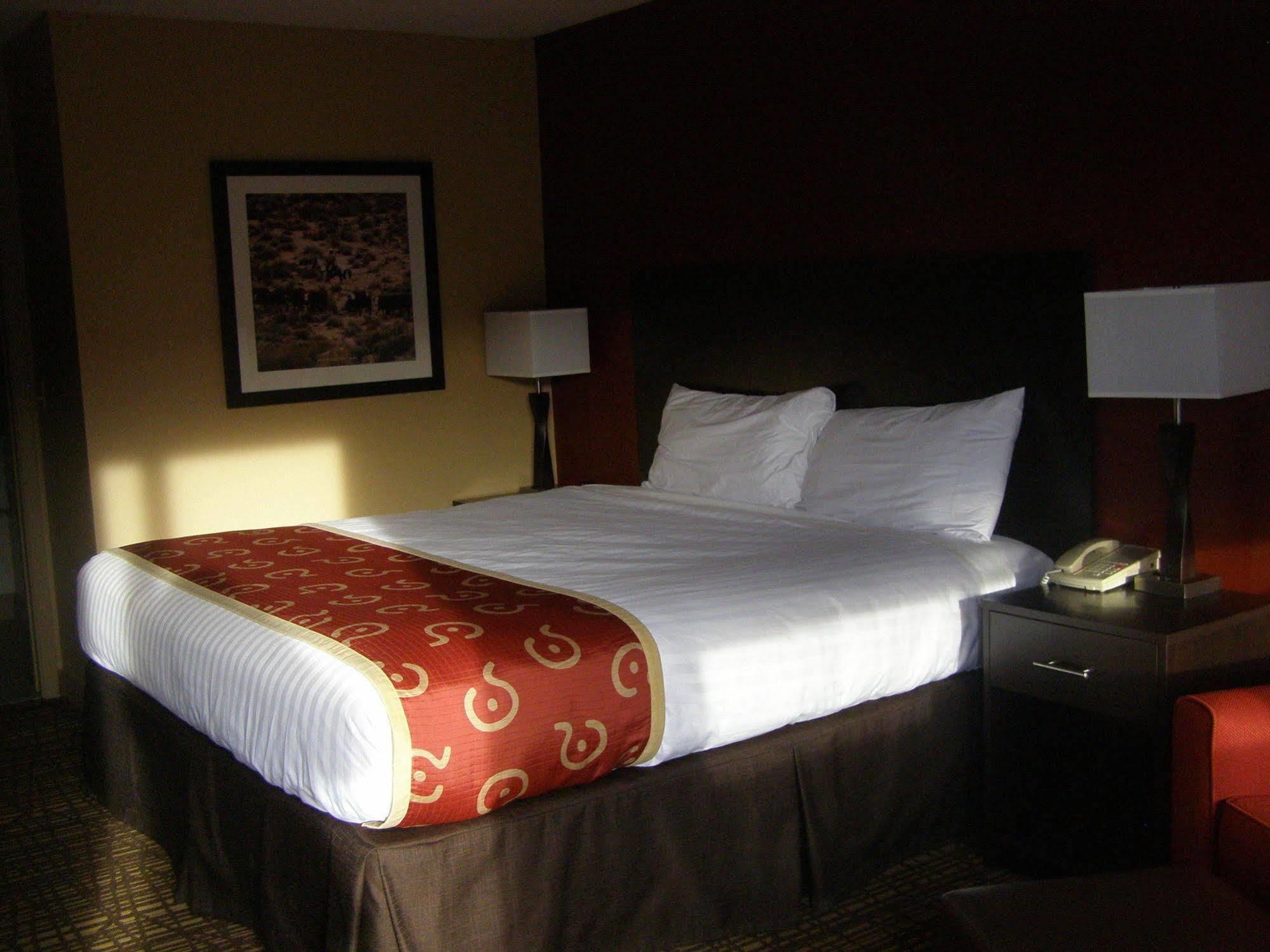 C Punch Inn & Casino Unionville Екстер'єр фото